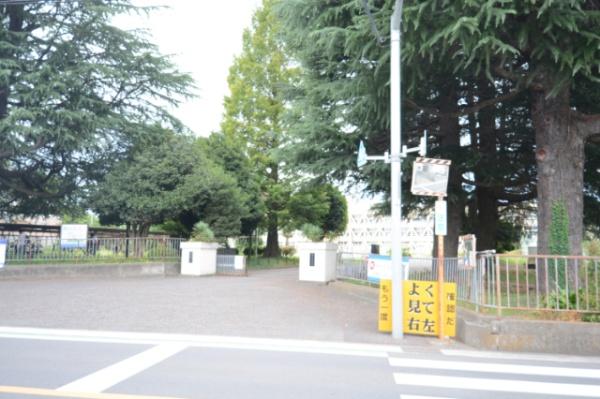 青梅市野上町２丁目の土地(第三中学校)