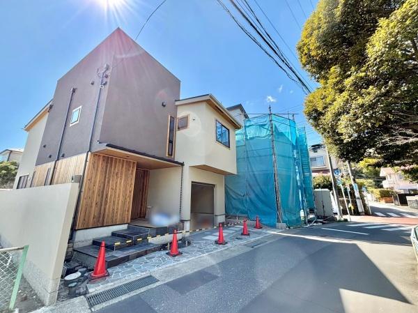 由比ガ浜1丁目新築ガレージハウスA号棟