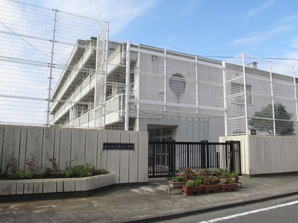 鵠沼神明4丁目新築戸建D号棟(藤沢市立鵠沼小学校)
