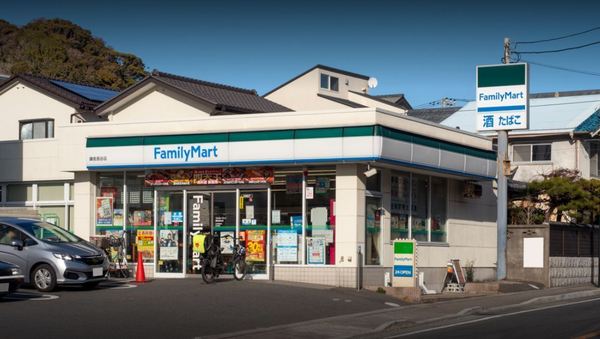 鎌倉市由比ガ浜4丁目の土地(ファミリーマート鎌倉長谷店)