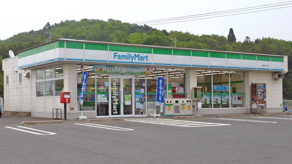 グリーンハイム弥生台4号棟(ファミリーマート弥生台駅前店)