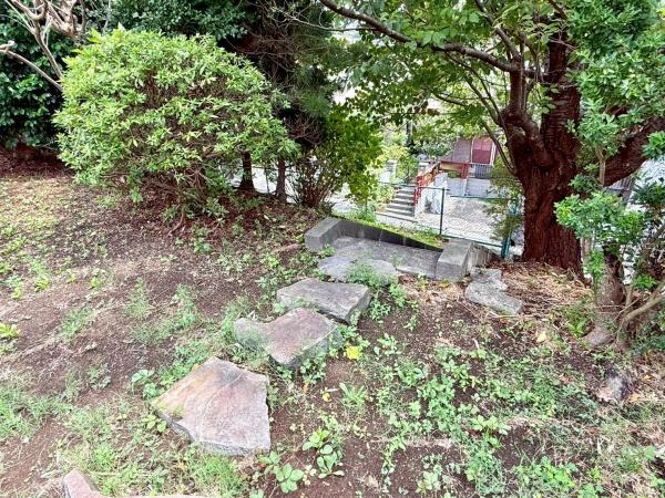 逗子市小坪６丁目の土地