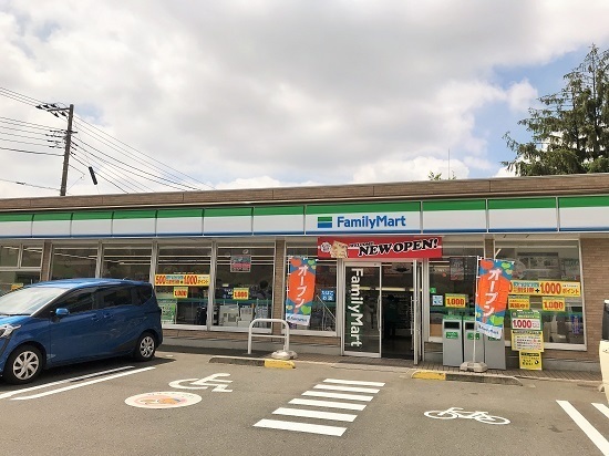 上飯田町新築戸建1号棟(ファミリーマート横浜上飯田店)