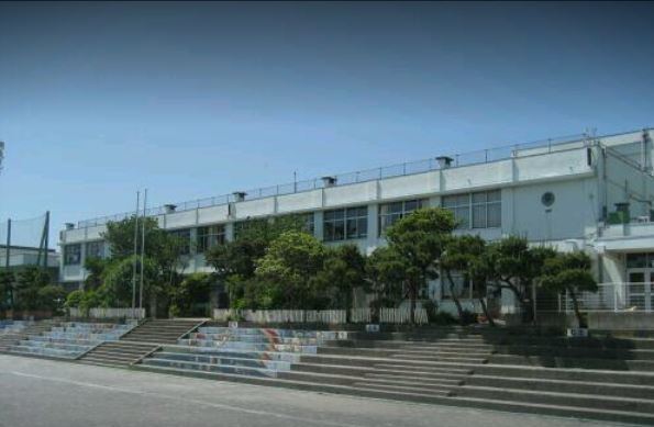 サンクタス湘南藤沢アネーロの丘(藤沢市立明治小学校)