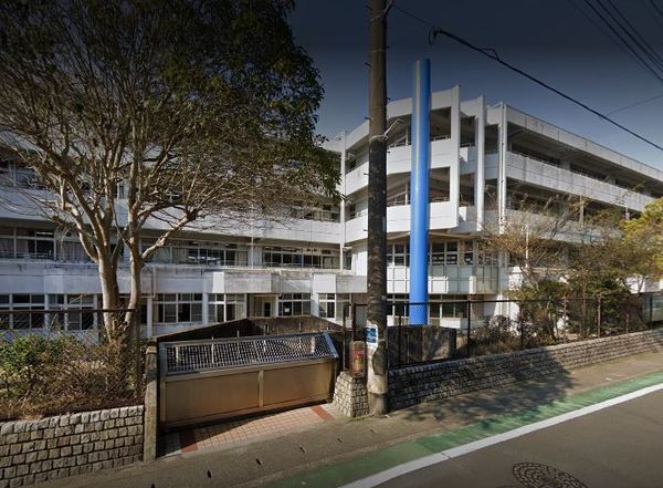 大船4丁目新築戸建3号棟(鎌倉市立小坂小学校)