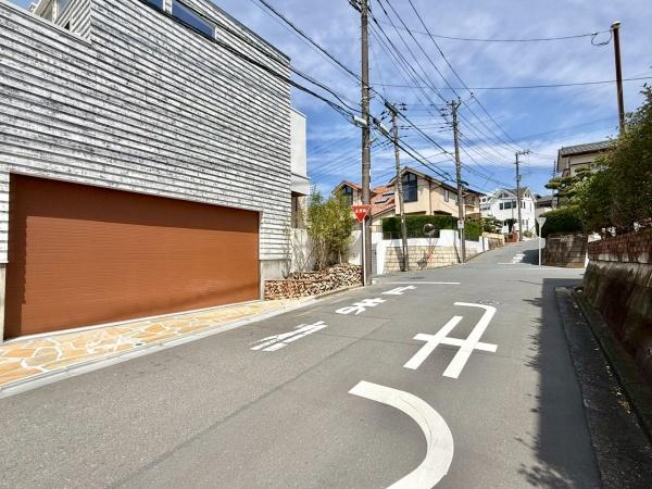 七里ガ浜東4丁目新築ガレージハウス