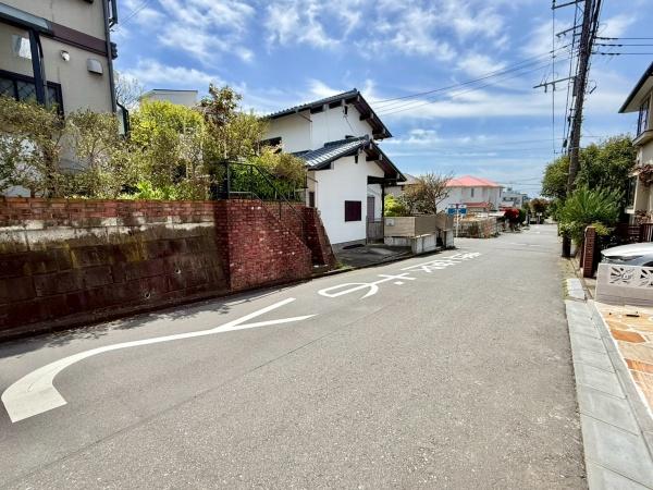 七里ガ浜東4丁目新築ガレージハウス