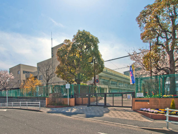 第3大船パークタウンG棟(横浜市立笠間小学校)