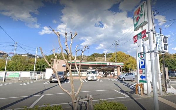 戸塚ガーデンハウスA棟(セブンイレブン横浜明治学院大学正門前店)