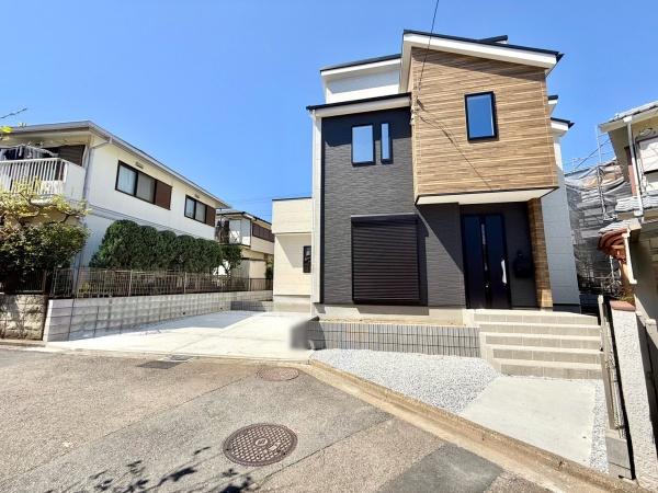 横浜市戸塚区戸塚町の新築一戸建