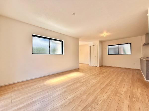横浜市戸塚区戸塚町の新築一戸建