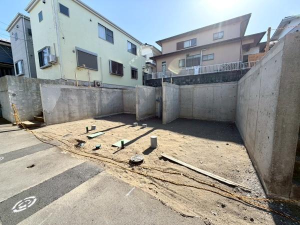 小和田1丁目新築建A棟