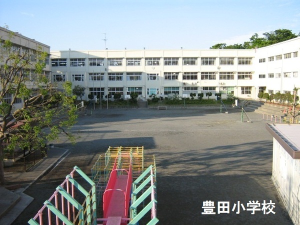 横浜市戸塚区下倉田町の中古一戸建て(横浜市立豊田小学校)