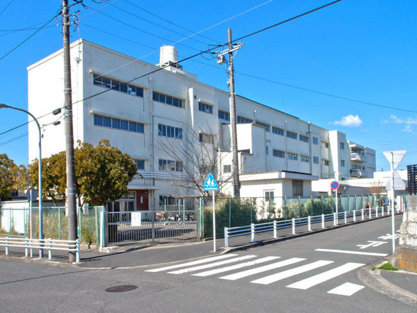 新橋町新築戸建1号棟(横浜市立新橋小学校)