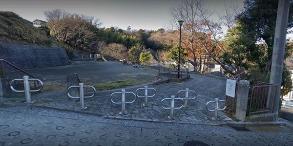 パイロットハウス・サン戸塚(宮谷西公園)