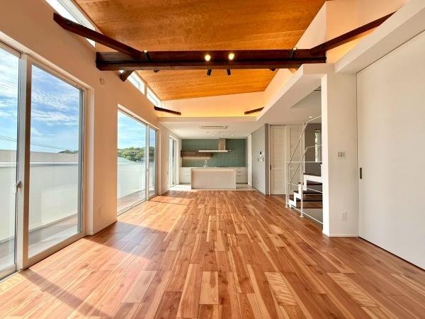 七里ガ浜東4丁目新築戸建