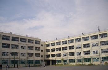 横浜市泉区和泉が丘１丁目の土地(横浜市立下和泉小学校)