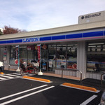 ライオンズステージ横濱グランガレリア101号室(ローソン戸塚品濃町店)