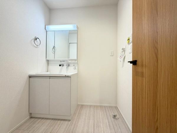 汲沢町新築戸建1号棟
