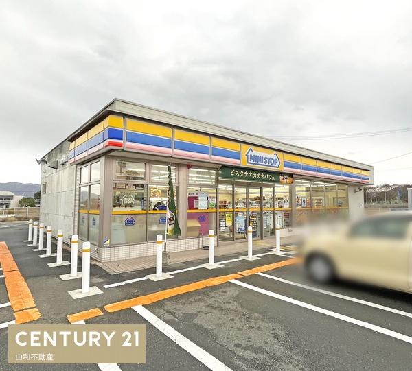 亀岡市曽我部町穴太木戸口の土地(ミニストップ亀岡運動公園前店)