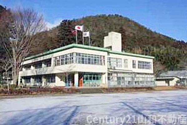 亀岡市本梅町平松八百分の土地(亀岡市立本梅小学校)