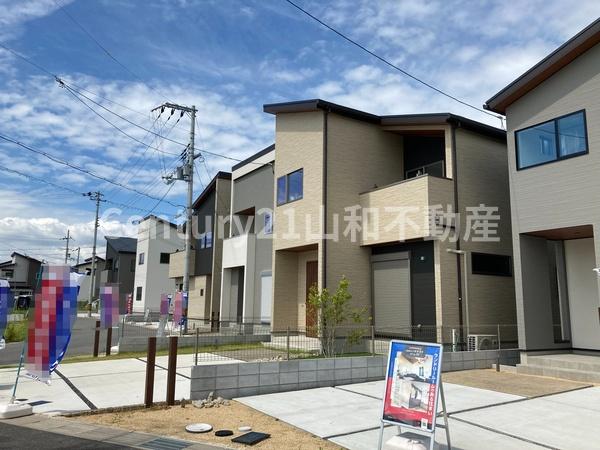 亀岡市亀岡駅北２丁目の中古一戸建て