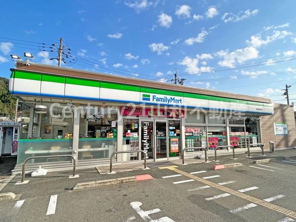 亀岡市曽我部町南条竹谷の土地(ファミリーマート亀岡曽我部町店)