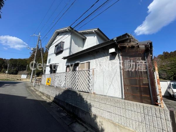 ひえ田野町鹿谷丸ケ条（中古戸建）