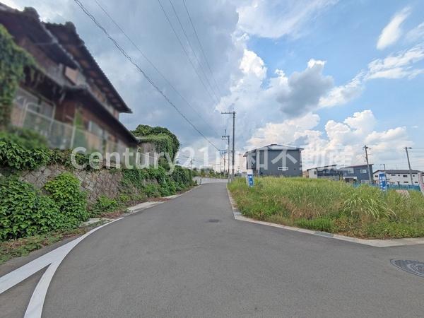 亀岡駅北３丁目30街区1号地（建築条件無売土地）