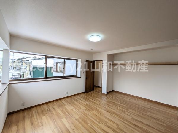 亀岡市南つつじケ丘桜台３丁目の中古一戸建て