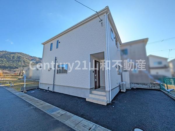 クレイドルガーデン曽我部町寺第3-⑨号棟(新築一戸建）