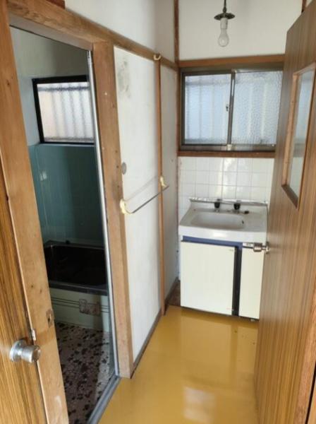 亀岡市下矢田町４丁目の中古一戸建て