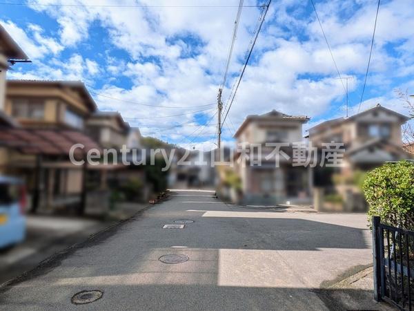 亀岡市下矢田町４丁目の中古一戸建て