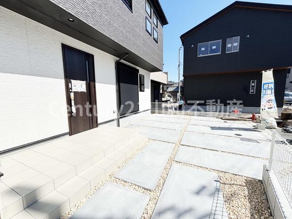 ブルーミングガーデン篠町馬堀広道9号棟（新築一戸建）