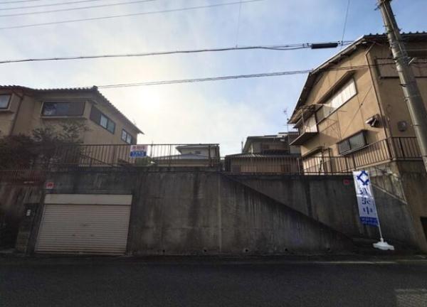 亀岡市南つつじケ丘大葉台１丁目の土地