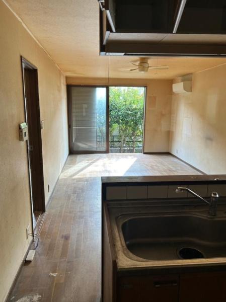 亀岡市南つつじケ丘桜台４丁目の中古一戸建て