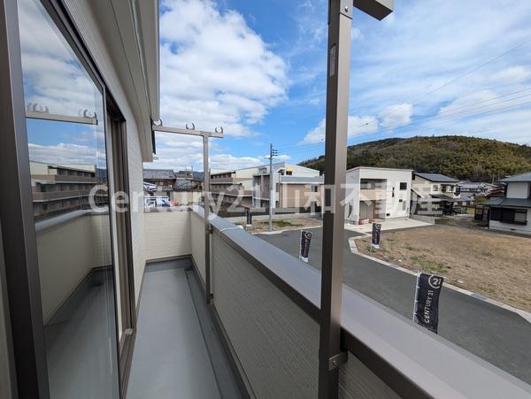 クレイドルガーデン園部町栄町第１①号棟(新築一戸建)