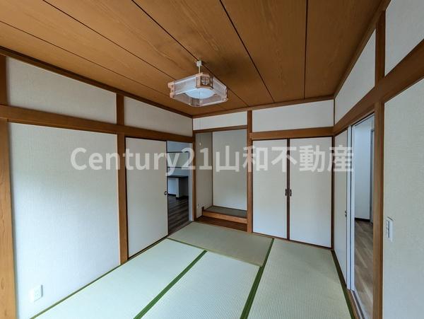 亀岡市南つつじケ丘桜台２丁目の中古一戸建て