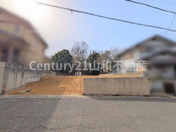 亀岡市南つつじケ丘大葉台１丁目の土地