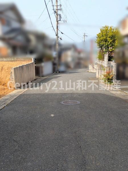 亀岡市南つつじケ丘大葉台１丁目の土地