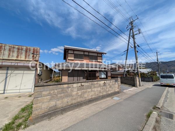 亀岡市馬路町堂ノ西の中古一戸建て