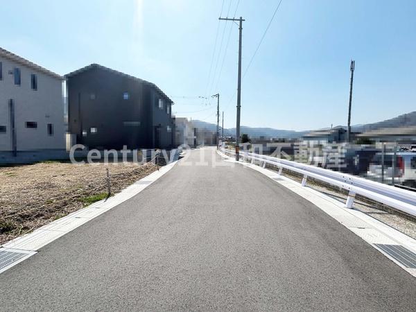 亀岡市曽我部町寺長縄手の土地