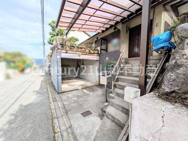 亀岡市西つつじケ丘大山台１丁目の中古一戸建て