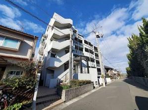 グローバル亀岡402号室（中古マンション）