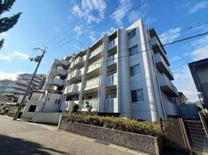 グローバル亀岡402号室（中古マンション）