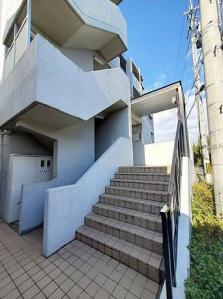 グローバル亀岡402号室（中古マンション）