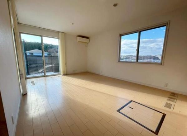 南丹市園部町小山西町滝谷の中古一戸建て
