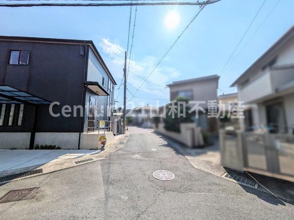 亀岡市東つつじケ丘曙台１丁目の中古一戸建て