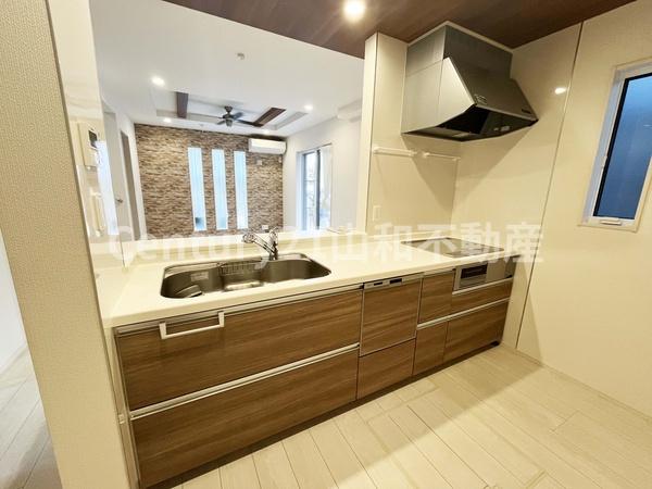 亀岡市東つつじケ丘曙台１丁目の中古一戸建て