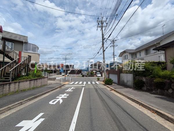 亀岡市西つつじケ丘大山台２丁目の中古一戸建て